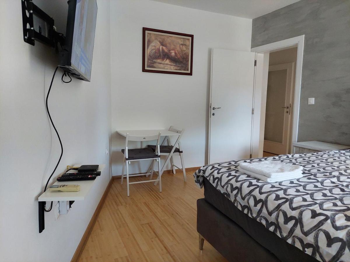 City Passage Apartments- Rooms ノヴィ・サド エクステリア 写真