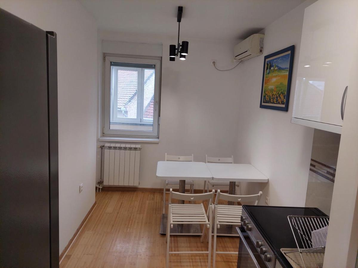 City Passage Apartments- Rooms ノヴィ・サド エクステリア 写真