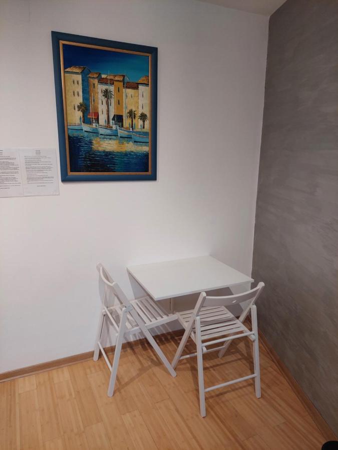 City Passage Apartments- Rooms ノヴィ・サド エクステリア 写真